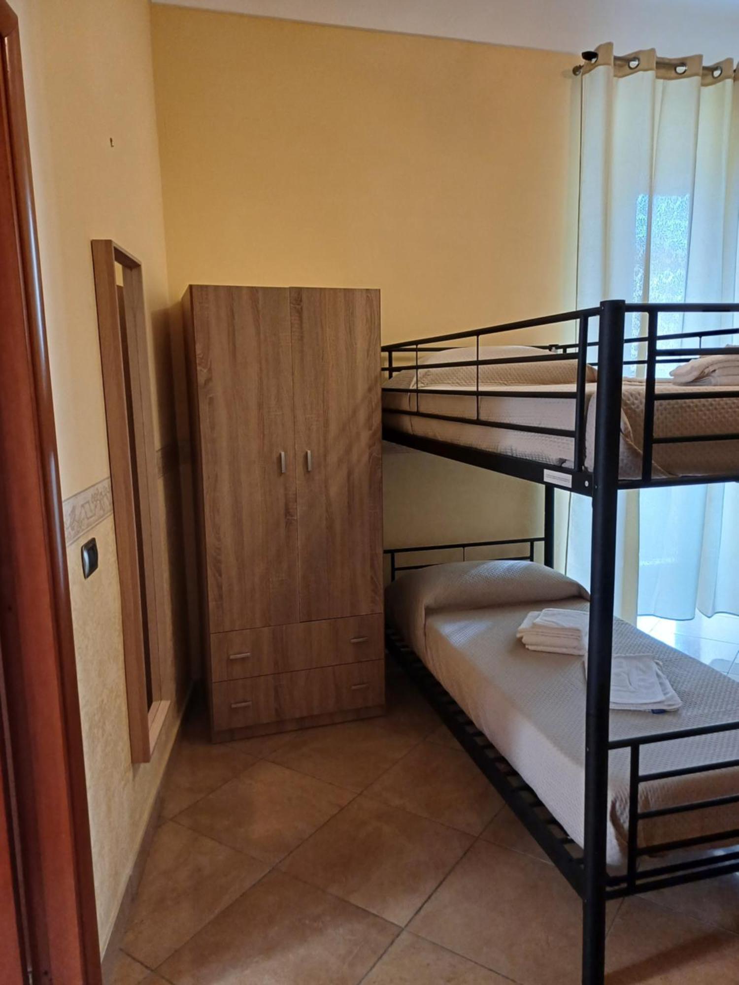 Ostello Napoli Town Eksteriør billede